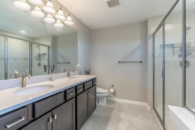 For Sale: $624,900 (5 beds, 4 baths, 3179 Square Feet)