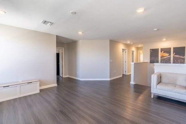 For Sale: $624,900 (5 beds, 4 baths, 3179 Square Feet)