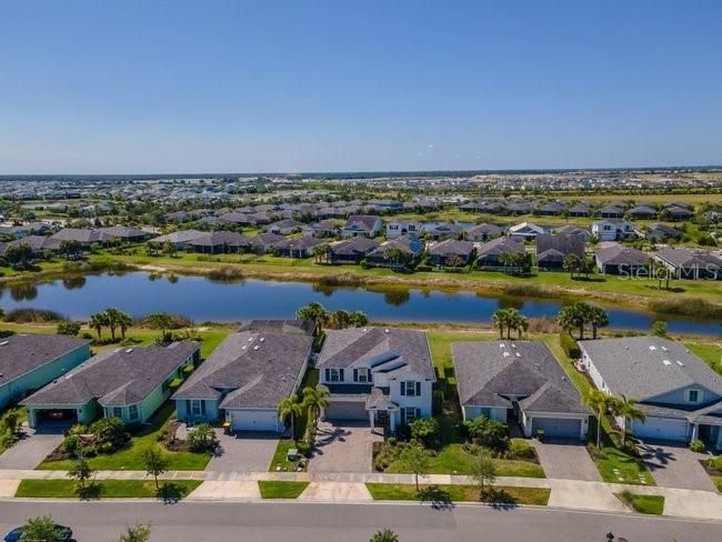 For Sale: $624,900 (5 beds, 4 baths, 3179 Square Feet)