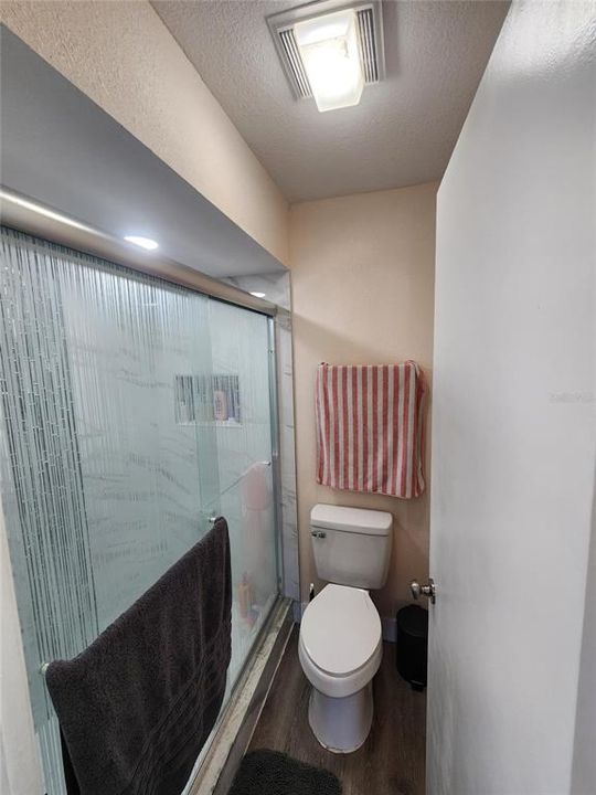 For Sale: $417,000 (3 beds, 3 baths, 1710 Square Feet)