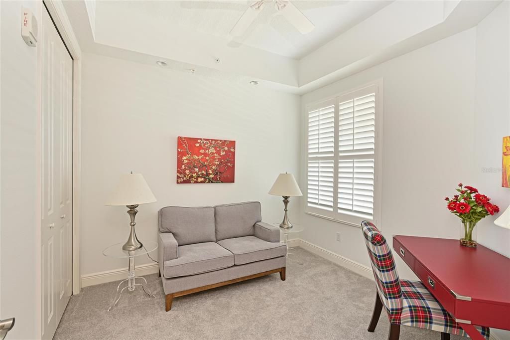 Activo con contrato: $549,900 (3 camas, 2 baños, 1558 Pies cuadrados)