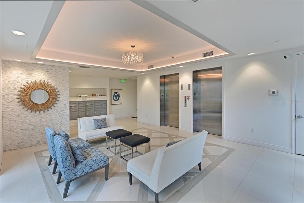 Activo con contrato: $549,900 (3 camas, 2 baños, 1558 Pies cuadrados)