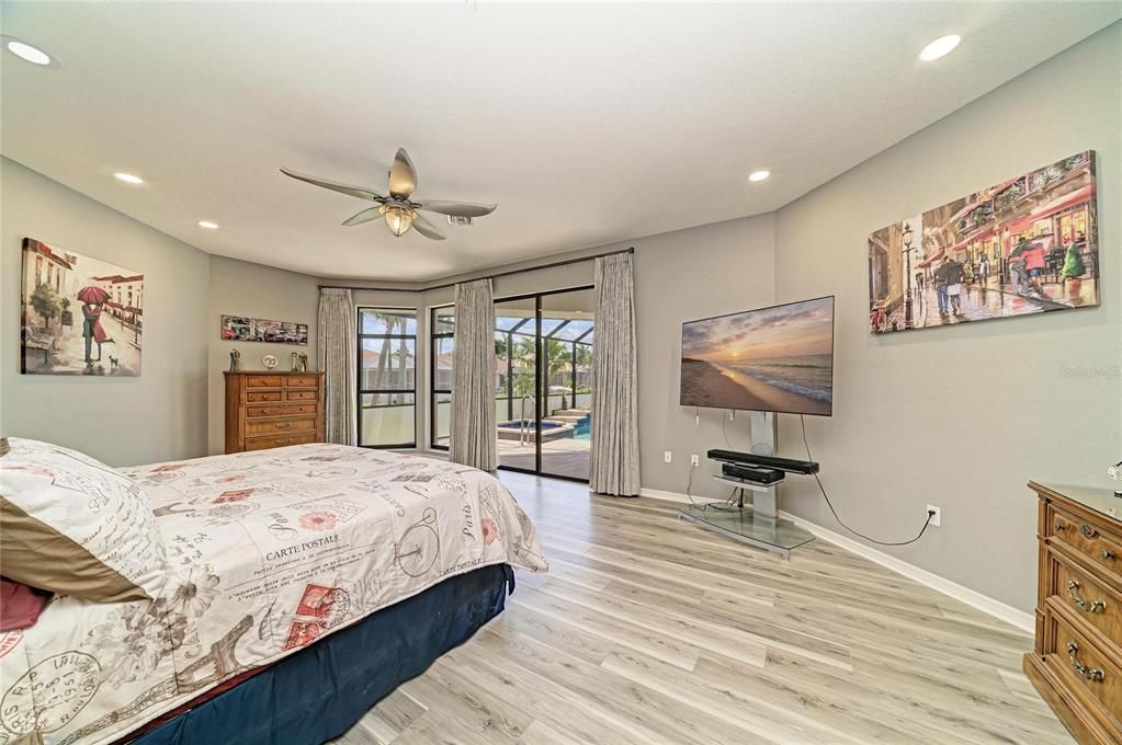 For Sale: $1,390,000 (4 beds, 3 baths, 4261 Square Feet)