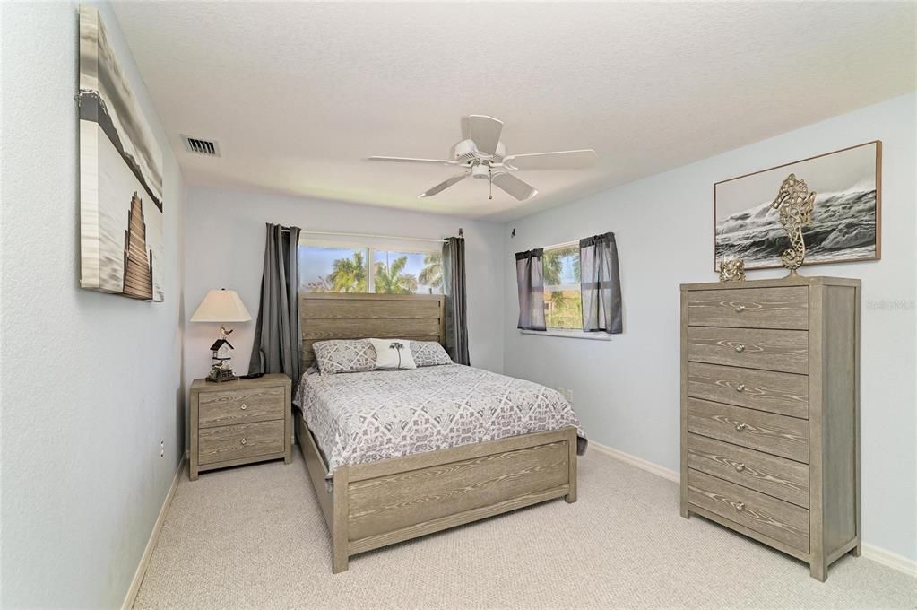 For Sale: $1,390,000 (4 beds, 3 baths, 4261 Square Feet)