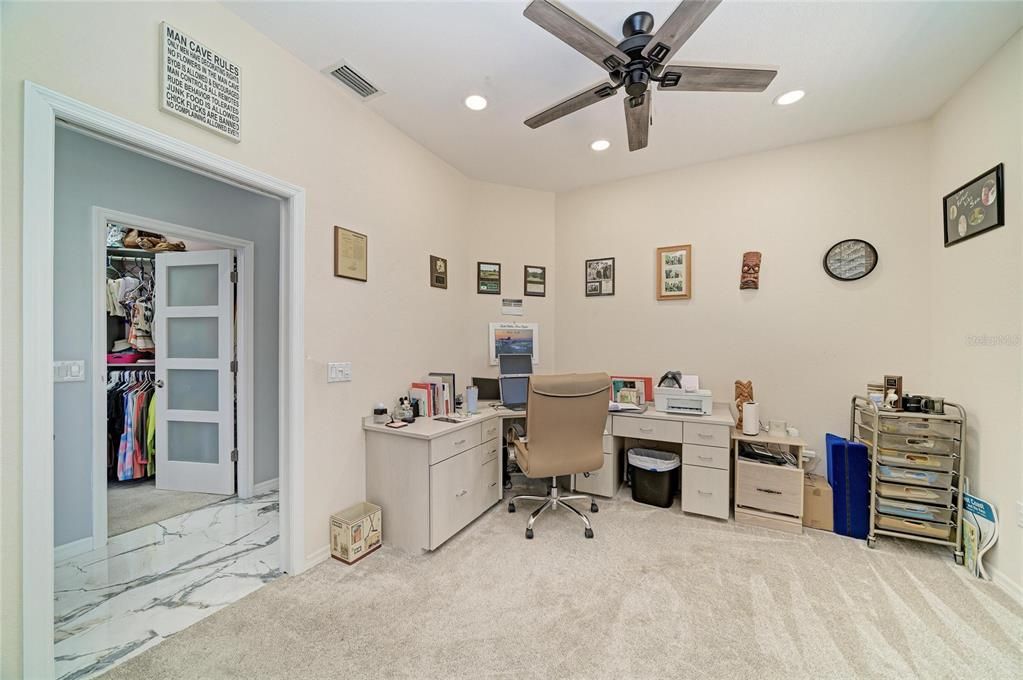 For Sale: $1,390,000 (4 beds, 3 baths, 4261 Square Feet)