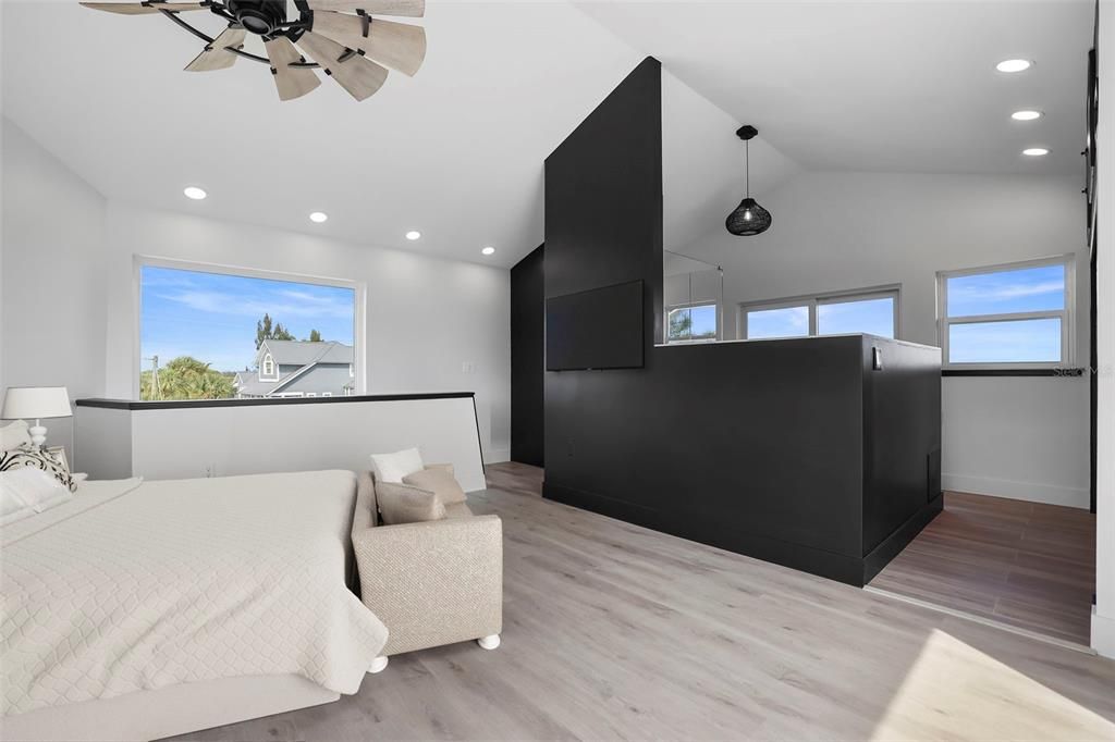 На продажу: $675,000 (3 спален, 2 ванн, 1635 Квадратных фут)