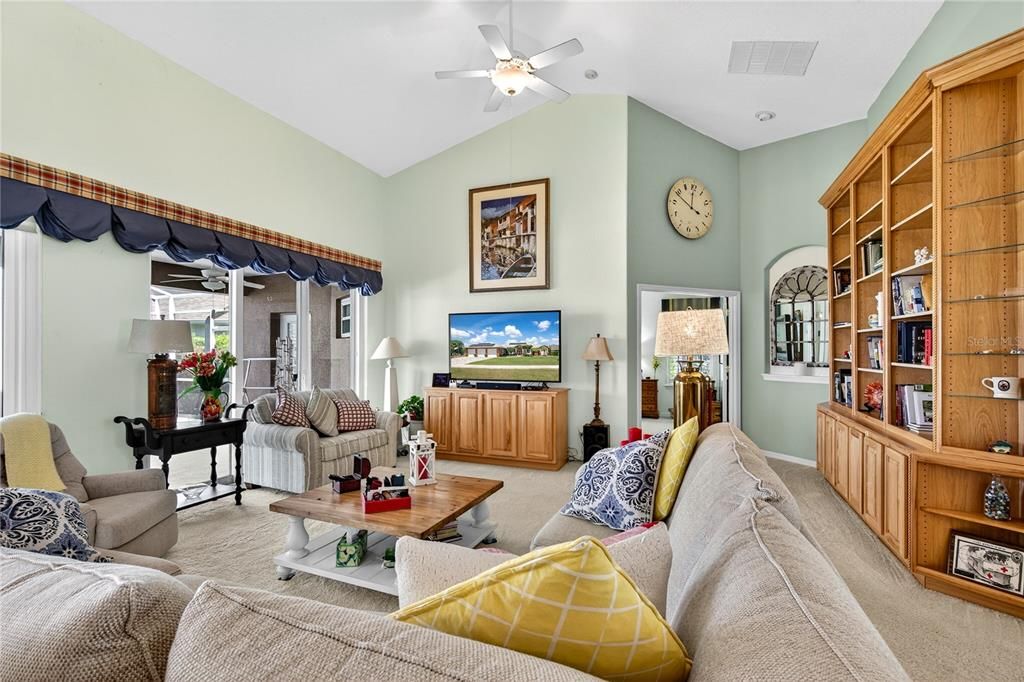 Active With Contract: $625,000 (4 beds, 3 baths, 3012 Square Feet)