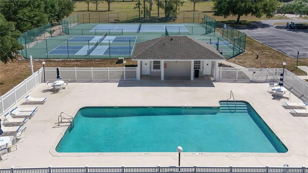 Active With Contract: $625,000 (4 beds, 3 baths, 3012 Square Feet)
