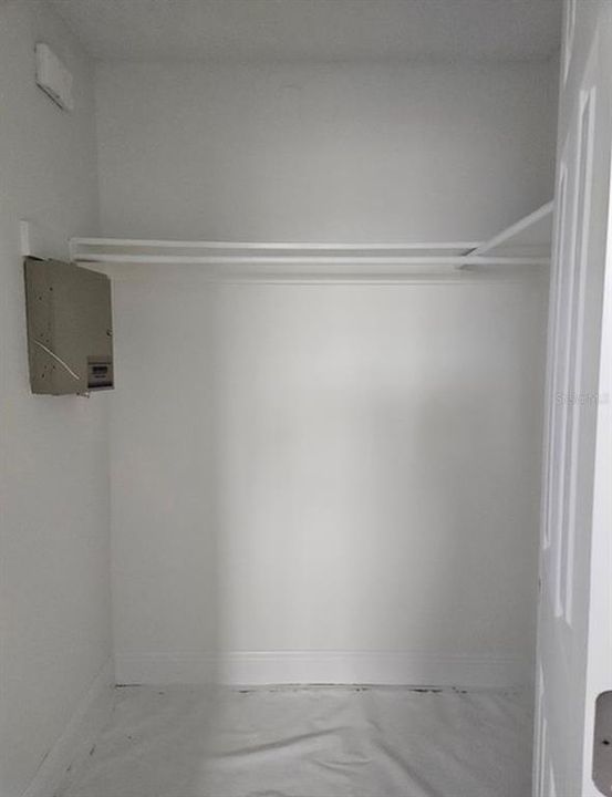 На продажу: $109,900 (1 спален, 1 ванн, 824 Квадратных фут)