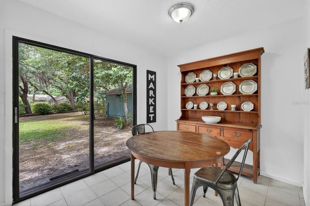 Active With Contract: $284,900 (4 beds, 3 baths, 1504 Square Feet)