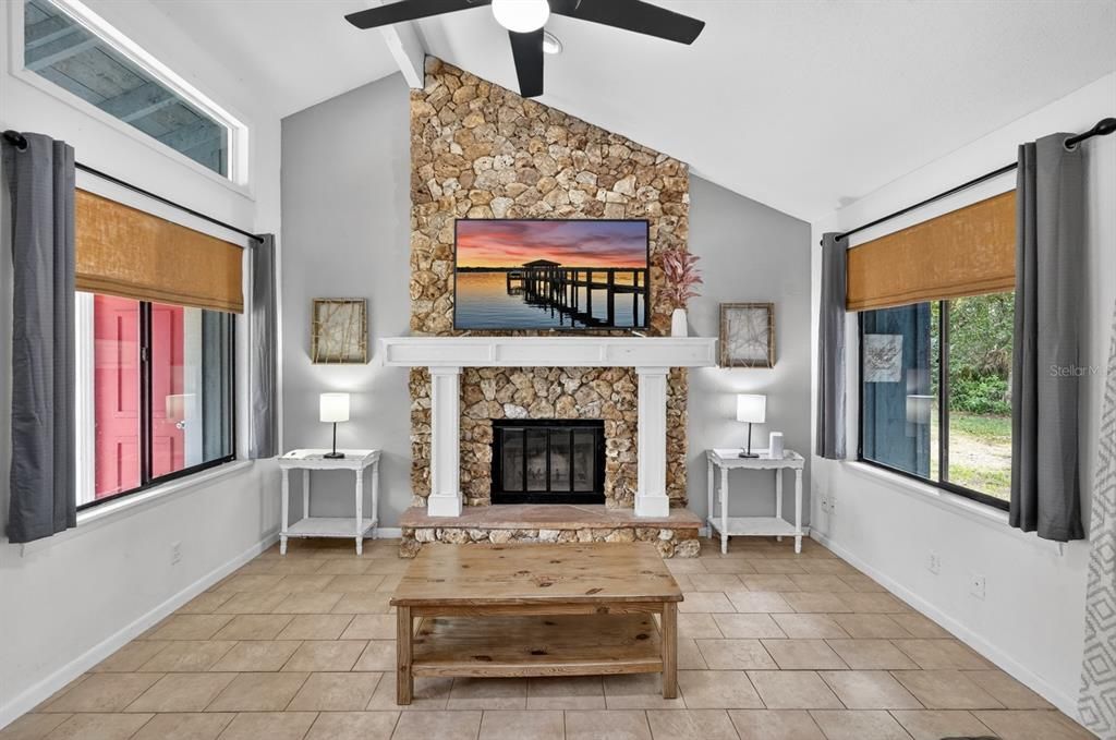 Active With Contract: $284,900 (4 beds, 3 baths, 1504 Square Feet)