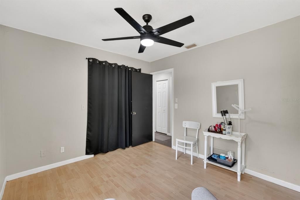 Active With Contract: $284,900 (4 beds, 3 baths, 1504 Square Feet)