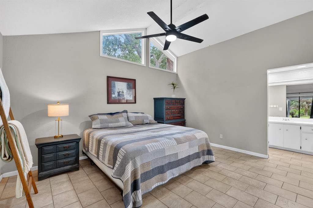 Active With Contract: $284,900 (4 beds, 3 baths, 1504 Square Feet)