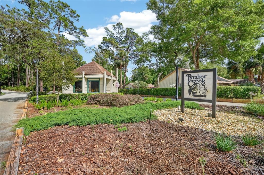 Active With Contract: $284,900 (4 beds, 3 baths, 1504 Square Feet)