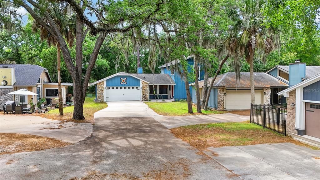 Active With Contract: $284,900 (4 beds, 3 baths, 1504 Square Feet)