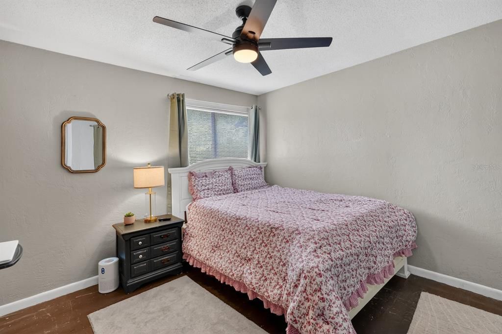 Active With Contract: $284,900 (4 beds, 3 baths, 1504 Square Feet)