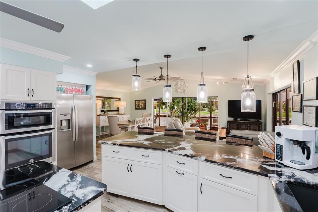 For Sale: $629,000 (3 beds, 3 baths, 2258 Square Feet)