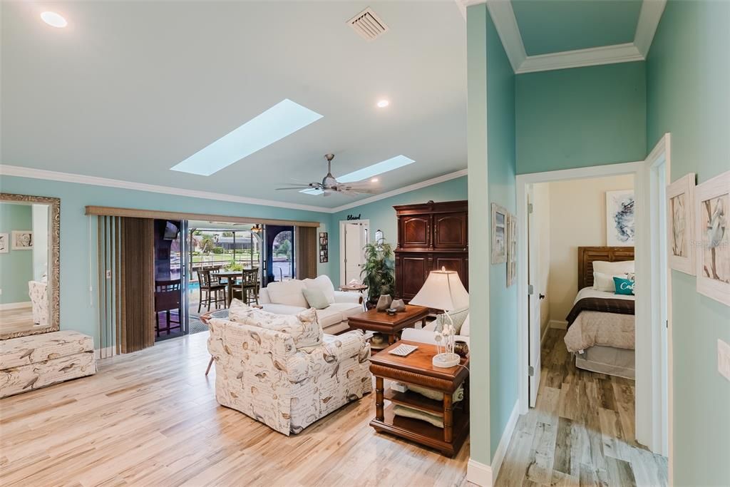 For Sale: $629,000 (3 beds, 3 baths, 2258 Square Feet)