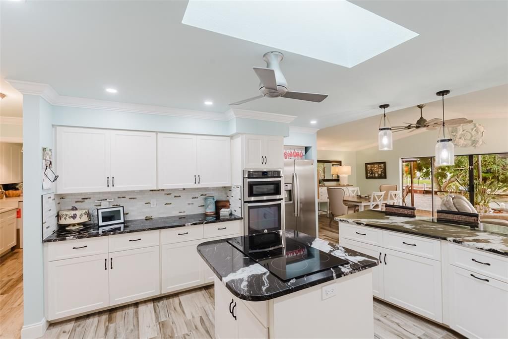 For Sale: $629,000 (3 beds, 3 baths, 2258 Square Feet)