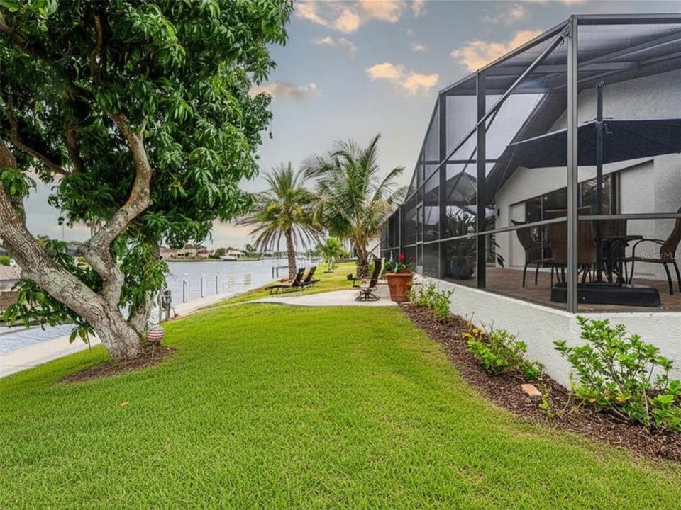 For Sale: $629,000 (3 beds, 3 baths, 2258 Square Feet)