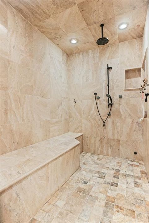 На продажу: $2,499,000 (5 спален, 8 ванн, 8134 Квадратных фут)
