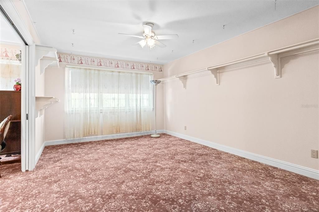 На продажу: $2,499,000 (5 спален, 8 ванн, 8134 Квадратных фут)