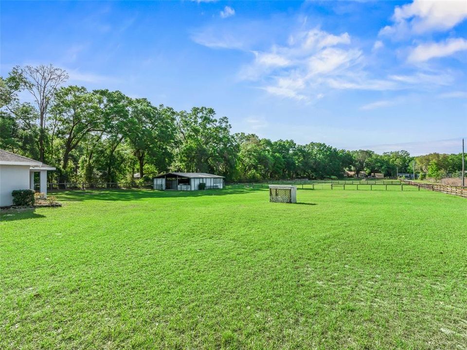 For Sale: $549,500 (3 beds, 2 baths, 1488 Square Feet)