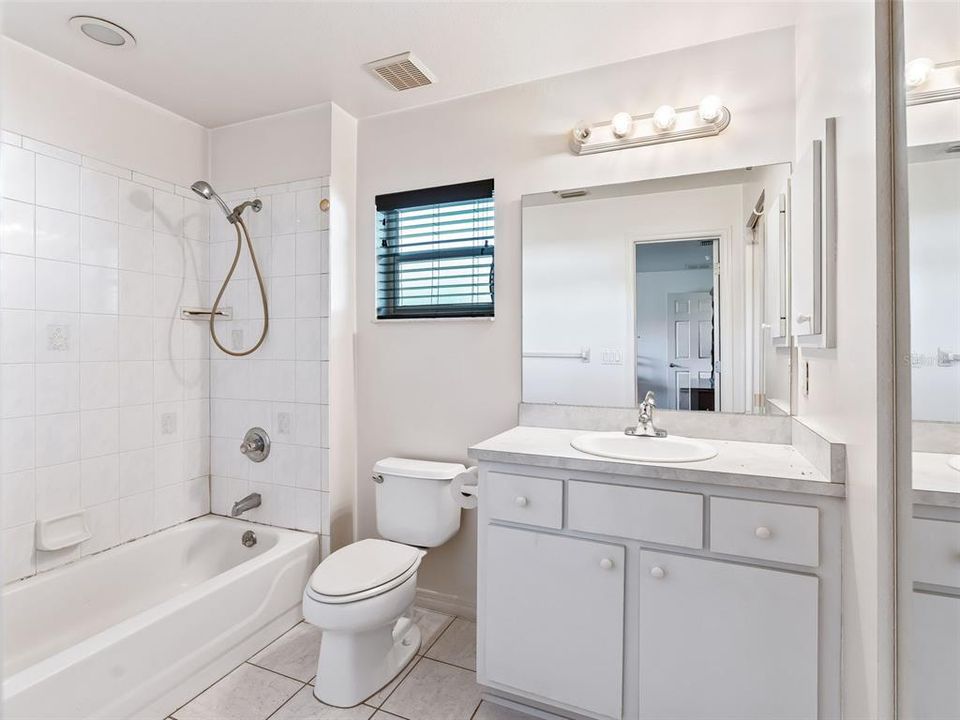 For Sale: $549,500 (3 beds, 2 baths, 1488 Square Feet)