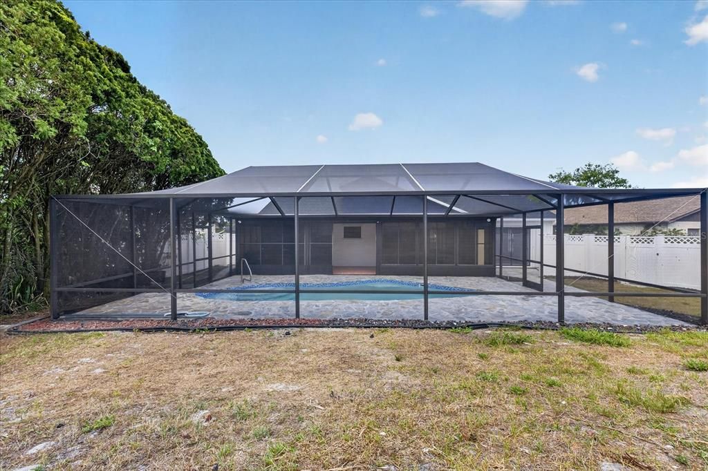 Activo con contrato: $359,900 (3 camas, 2 baños, 1200 Pies cuadrados)