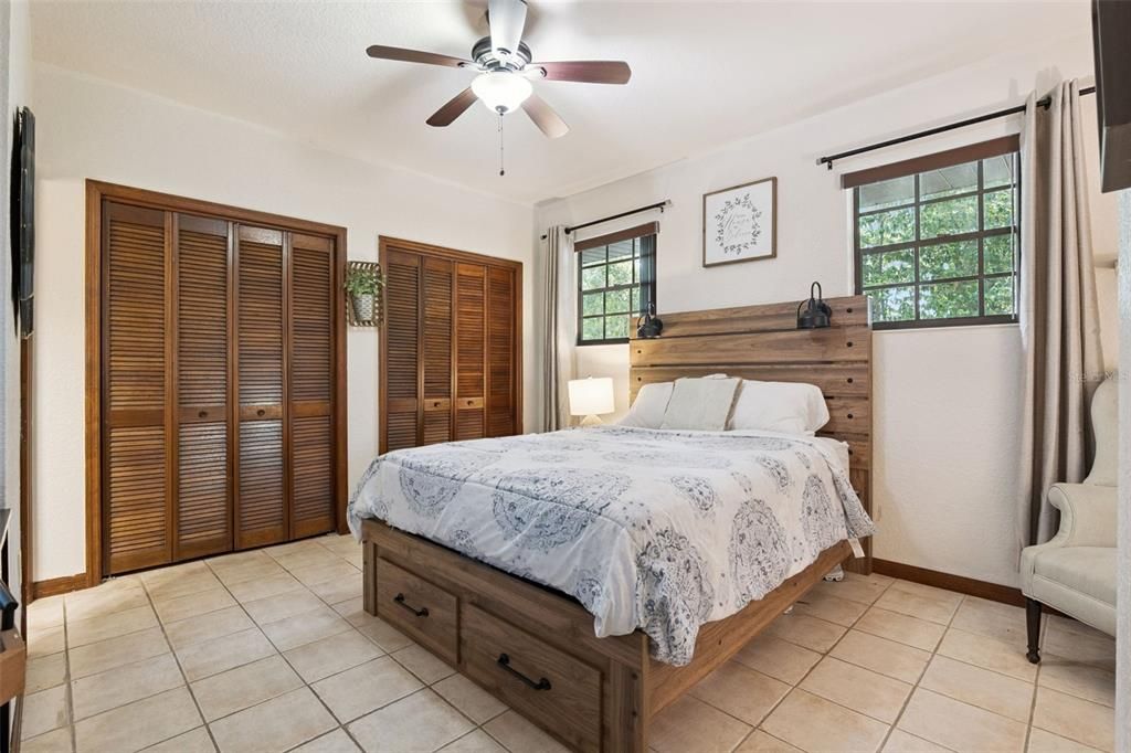 For Sale: $449,990 (5 beds, 3 baths, 2448 Square Feet)