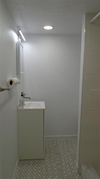 В аренду: $1,895 (3 спален, 2 ванн, 1280 Квадратных фут)