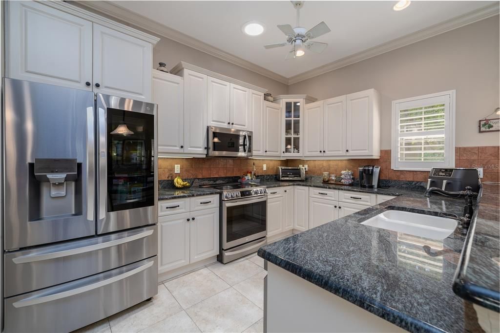 Active With Contract: $699,000 (3 beds, 3 baths, 2620 Square Feet)
