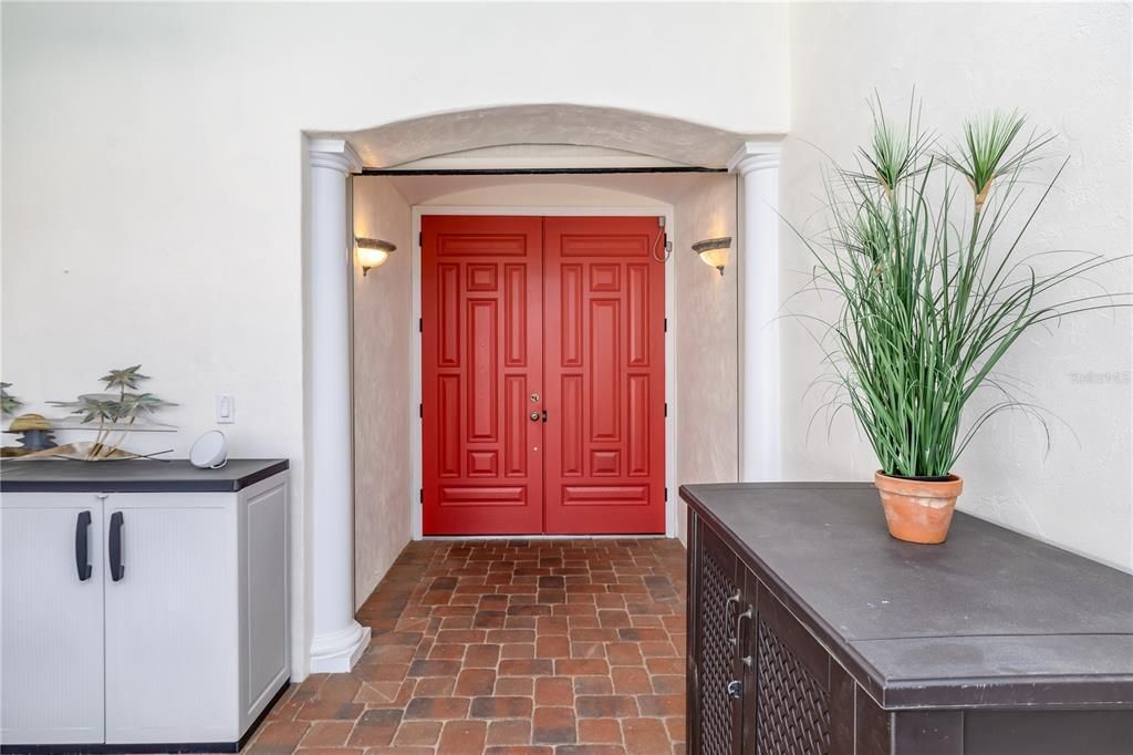 Active With Contract: $699,000 (3 beds, 3 baths, 2620 Square Feet)