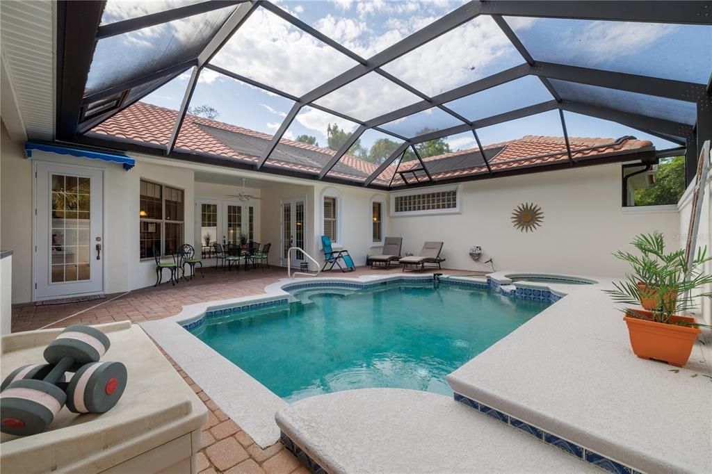 Active With Contract: $699,000 (3 beds, 3 baths, 2620 Square Feet)