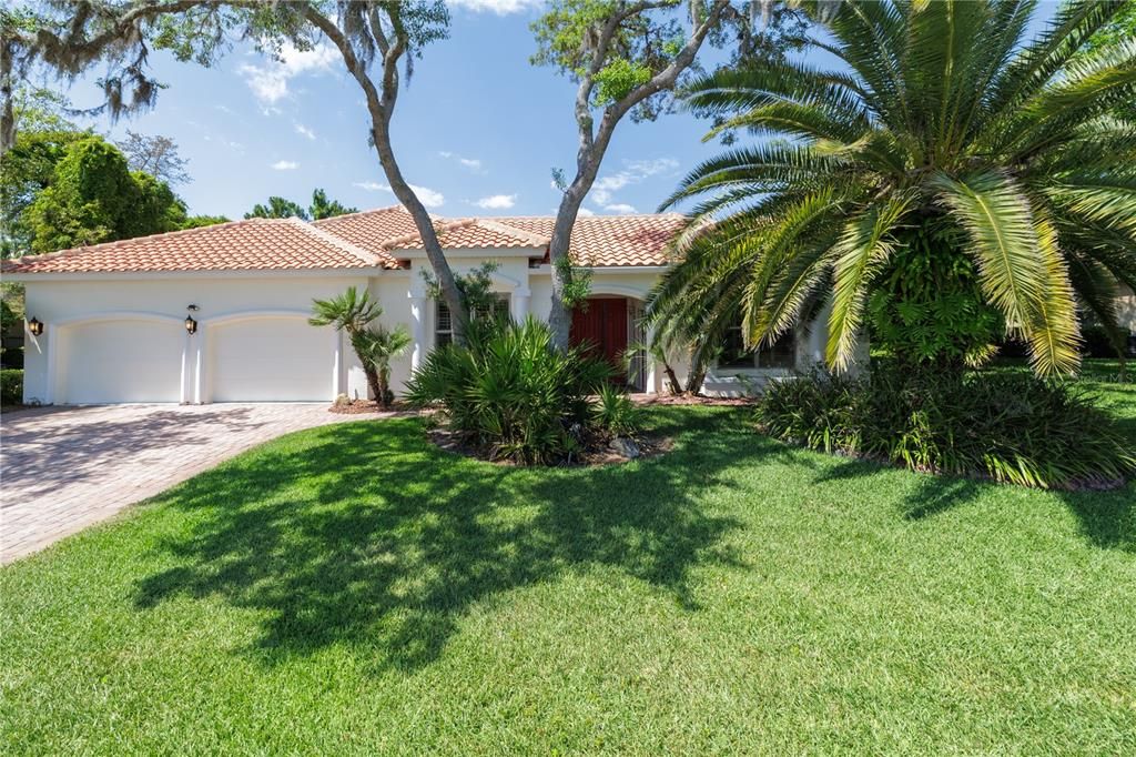 Active With Contract: $699,000 (3 beds, 3 baths, 2620 Square Feet)