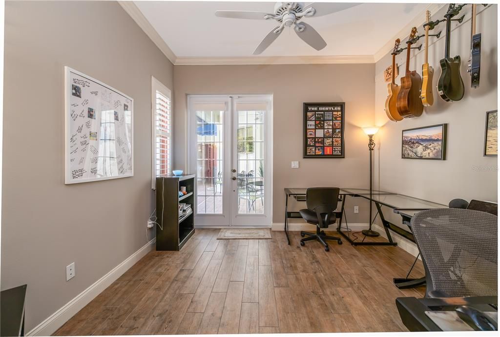 Active With Contract: $699,000 (3 beds, 3 baths, 2620 Square Feet)