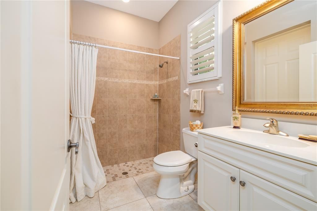 Active With Contract: $699,000 (3 beds, 3 baths, 2620 Square Feet)