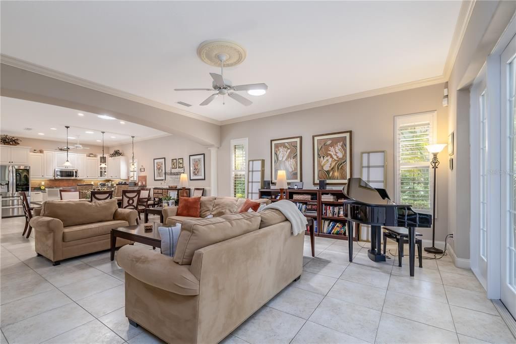 Active With Contract: $699,000 (3 beds, 3 baths, 2620 Square Feet)
