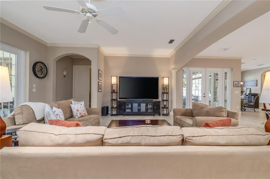 Active With Contract: $699,000 (3 beds, 3 baths, 2620 Square Feet)