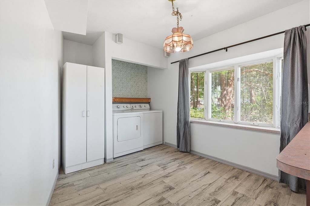 В аренду: $1,500 (2 спален, 1 ванн, 1022 Квадратных фут)