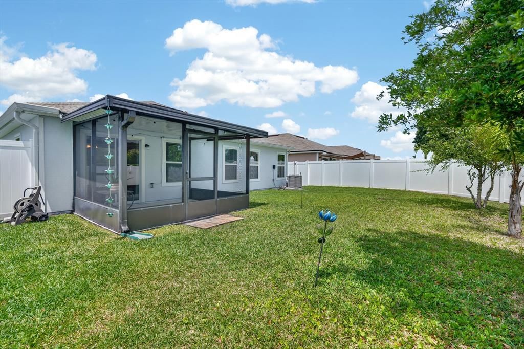 En Venta: $315,000 (4 camas, 2 baños, 1490 Pies cuadrados)