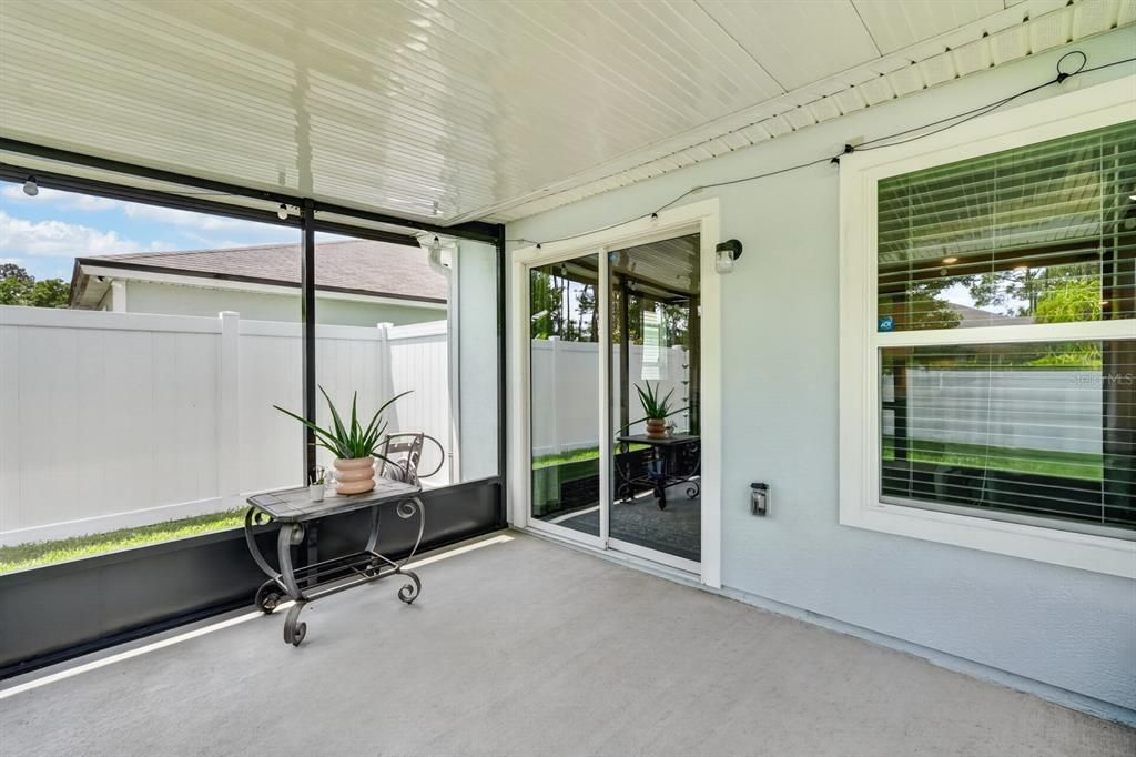 En Venta: $315,000 (4 camas, 2 baños, 1490 Pies cuadrados)