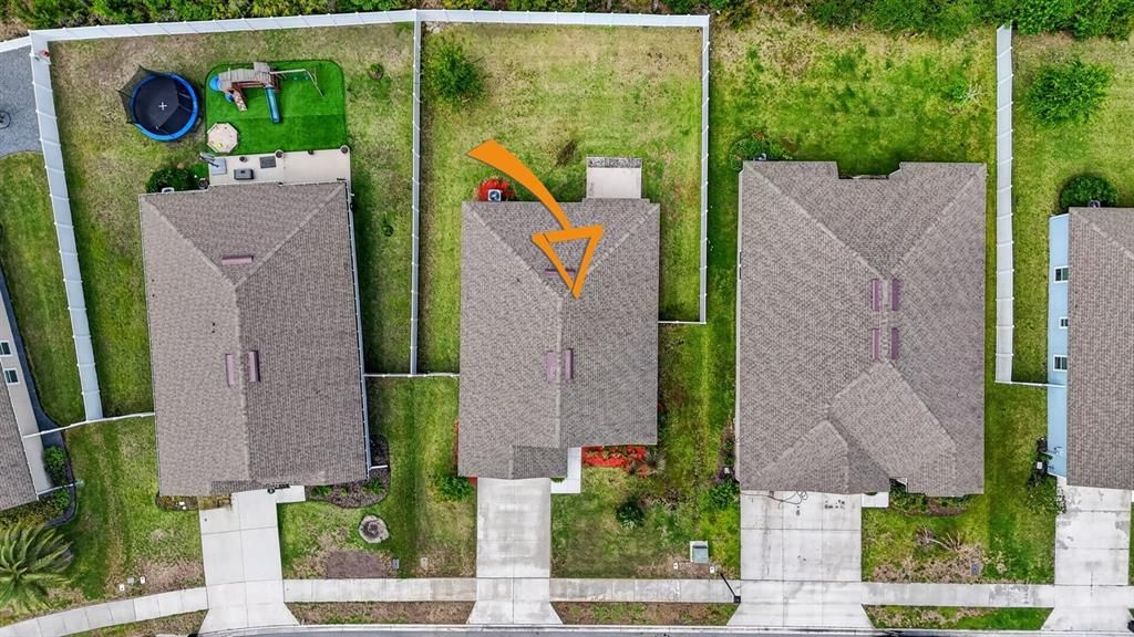 En Venta: $279,900 (3 camas, 2 baños, 1557 Pies cuadrados)
