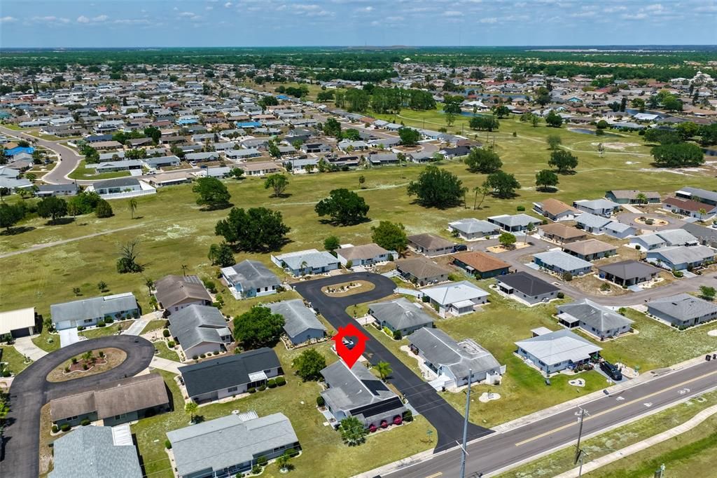 For Sale: $215,000 (2 beds, 2 baths, 1141 Square Feet)
