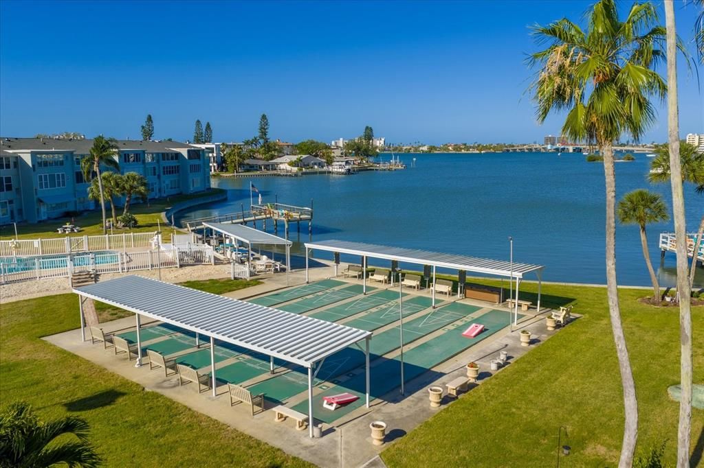 En Venta: $219,900 (2 camas, 2 baños, 945 Pies cuadrados)
