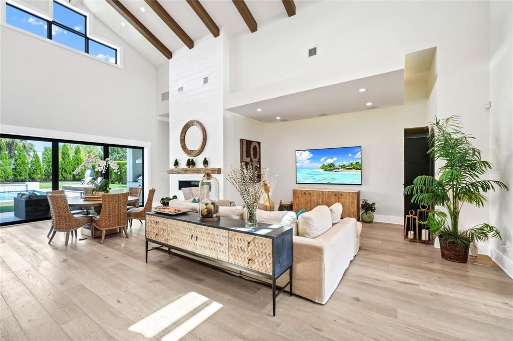 For Sale: $2,750,000 (5 beds, 4 baths, 3888 Square Feet)