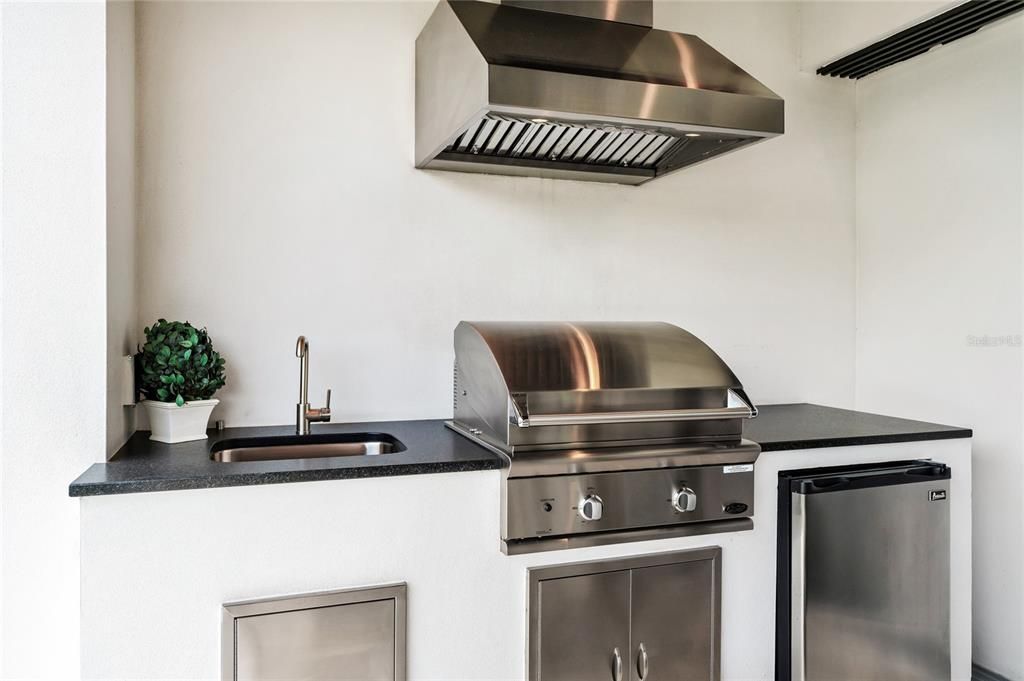 For Sale: $2,750,000 (5 beds, 4 baths, 3888 Square Feet)