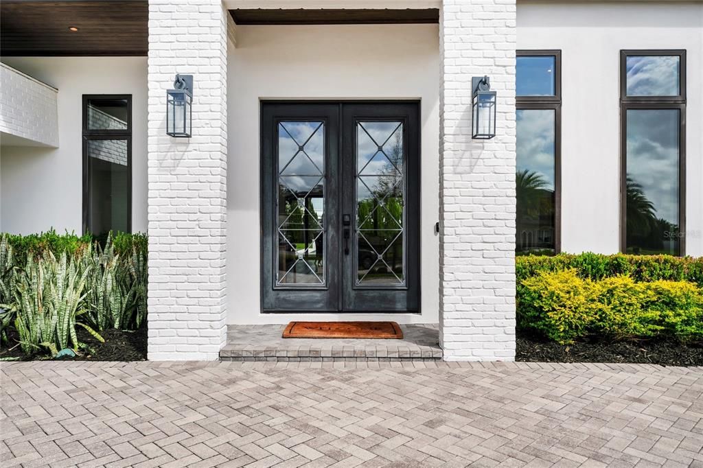 For Sale: $2,750,000 (5 beds, 4 baths, 3888 Square Feet)