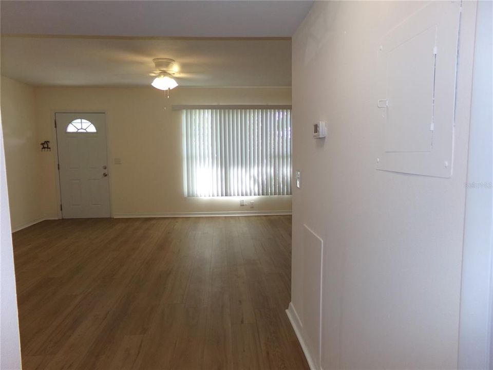 Activo con contrato: $109,000 (1 camas, 1 baños, 825 Pies cuadrados)