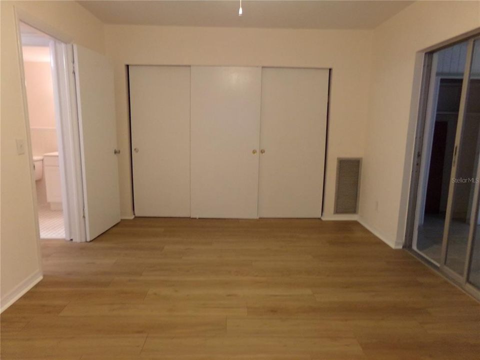 Activo con contrato: $109,000 (1 camas, 1 baños, 825 Pies cuadrados)